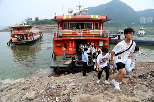 海沃德：科比训练曾故意迟到考验我 来了没说抱歉双手一拍就要球